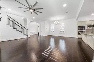 908 Amelia St, Sugar Land, TX 77478 - Photo 7