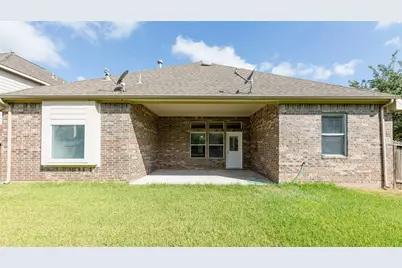 7003 Kendall Lake Court, Richmond, TX 77407 - Photo 15