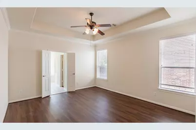 7003 Kendall Lake Court, Richmond, TX 77407 - Photo 11