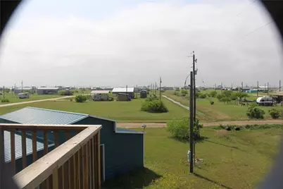 143 Seahorse Drive, Palacios, TX 77465 - Photo 3