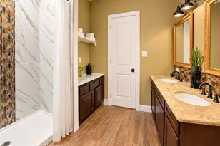 9727 Wiloak St, Houston, TX 77078 - Photo 23