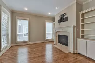 1030 W 16th St, Houston, TX 77008 - Photo 5