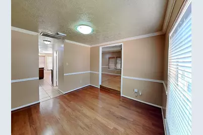 1028 Chesterwood Drive, Pearland, TX 77581 - Photo 7