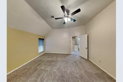 1028 Chesterwood Drive, Pearland, TX 77581 - Photo 11