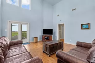 211 Tuna Run Rd, Freeport, TX 77541 - Photo 17