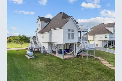 211 Tuna Run Road, Freeport, TX 77541 - Photo 9