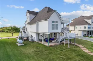 211 Tuna Run Rd, Freeport, TX 77541 - Photo 9