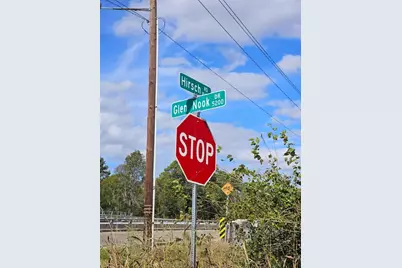 10452 Hirsch Road, Houston, TX 77016 - Photo 7