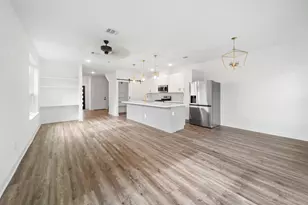 5813 England St, Houston, TX 77021 - Photo 5