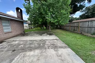 4215 Bayou Vista Dr, Houston, TX 77091 - Photo 31
