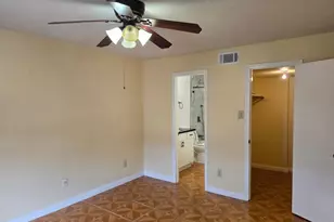 10823 Braes Bend Dr, Houston, TX 77071 - Photo 11