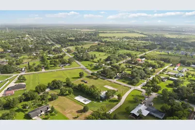 2257 County Road 529, Alvin, TX 77511 - Photo 5