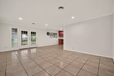 6027 De Moss Drive, Houston, TX 77081 - Photo 5