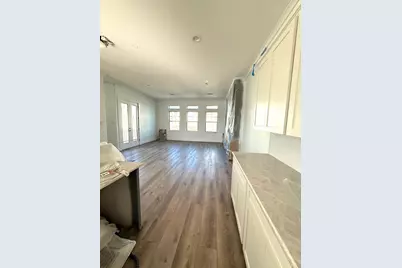 1109 Beasley Hills Lane, Houston, TX 77008 - Photo 9