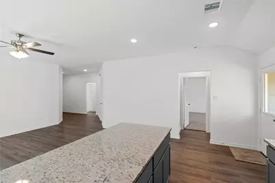 1253 Point Lookout Drive, Dayton, TX 77535 - Photo 11