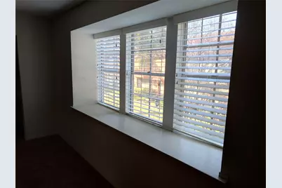 10546 Hammerly Boulevard #323, Houston, TX 77043 - Photo 11