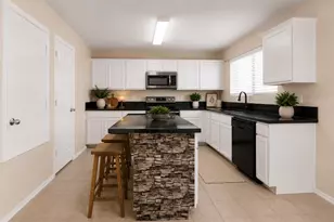 2317 Shady Birch Dr, Conroe, TX 77301 - Photo 15