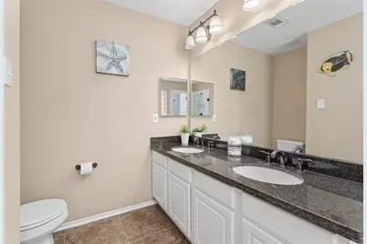 78 N Walden Elms Circle, The Woodlands, TX 77382 - Photo 17