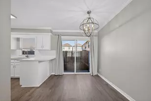 1221 Cedar Post Ln, Houston, TX 77055 - Photo 7