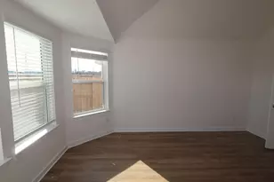 1233 Sacred Light Ln, La Marque, TX 77568 - Photo 5