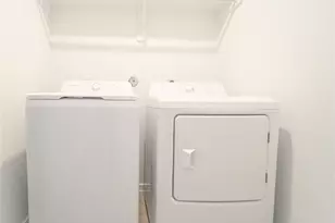 9302 Speckled Trout Dr, Baytown, TX 77521 - Photo 9