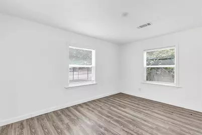 4803 Elser Street, Houston, TX 77009 - Photo 9