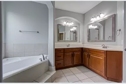 4243 Bethel Boulevard, Houston, TX 77092 - Photo 29