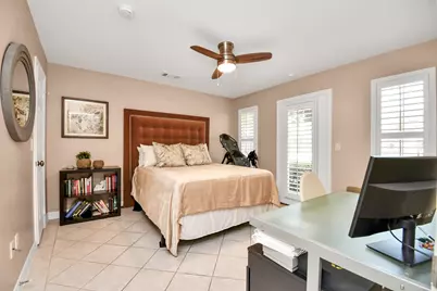 1739 French Village Drive, Houston, TX 77055 - Photo 27