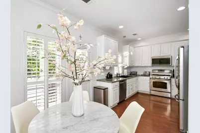 1739 French Village Drive, Houston, TX 77055 - Photo 17