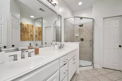 1739 French Village Drive, Houston, TX 77055 - Photo 23