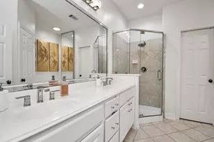 1739 French Village Dr, Houston, TX 77055 - Photo 23