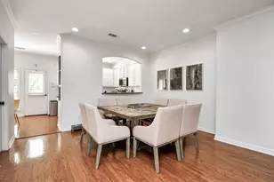 1739 French Village Dr, Houston, TX 77055 - Photo 9