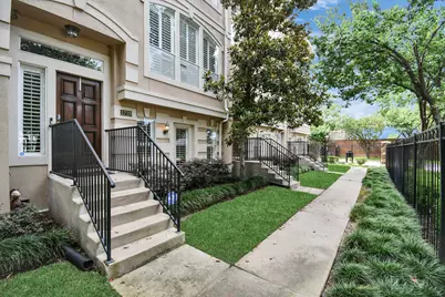 1739 French Village Drive, Houston, TX 77055 - Photo 37