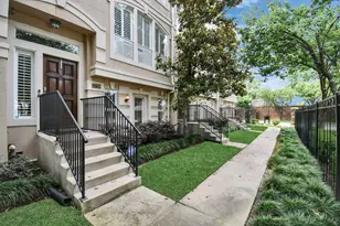 1739 French Village Dr, Houston, TX 77055 - Photo 37