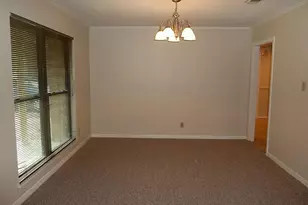 9122 Western Dr, Houston, TX 77080 - Photo 5