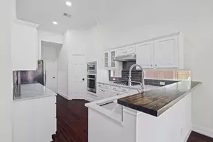 34 Grants Lake Cir, Sugar Land, TX 77479 - Photo 15