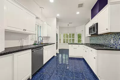 7915 Wolfield Lane, Houston, TX 77071 - Photo 11