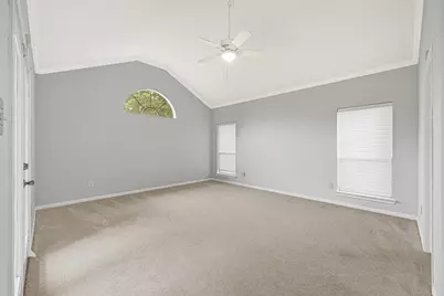 7915 Wolfield Lane, Houston, TX 77071 - Photo 9