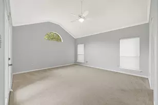 7915 Wolfield Ln, Houston, TX 77071 - Photo 9