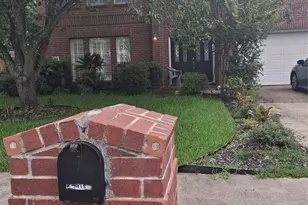 7915 Wolfield Ln, Houston, TX 77071 - Photo 7