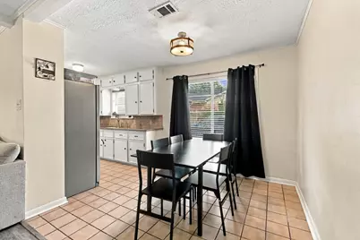 3800 Windridge Drive, Bryan, TX 77802 - Photo 5