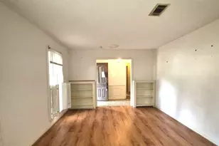 1015 Woodfield Ln, Houston, TX 77073 - Photo 3