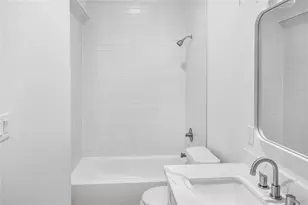 702 40th St, Galveston, TX 77550 - Photo 7