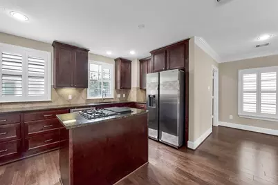 905 Garden Oaks Trace, Houston, TX 77018 - Photo 11