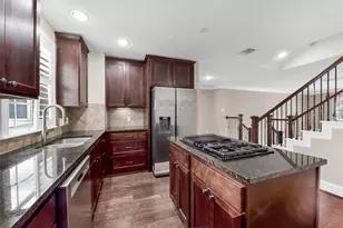 905 Garden Oaks Trce, Houston, TX 77018 - Photo 15