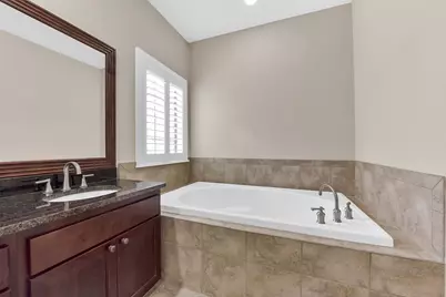 905 Garden Oaks Trace, Houston, TX 77018 - Photo 27