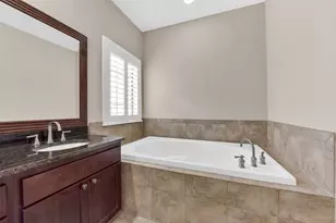 905 Garden Oaks Trce, Houston, TX 77018 - Photo 27