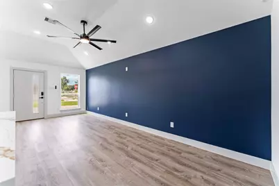 9001 Nyssa Street #B, Houston, TX 77078 - Photo 9
