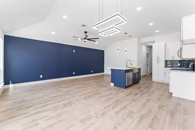 9001 Nyssa Street #B, Houston, TX 77078 - Photo 5