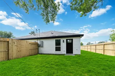 9001 Nyssa Street #B, Houston, TX 77078 - Photo 25